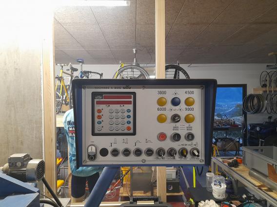 UTIS - TOUPIE PROGRAMMABLE 2 AXES 