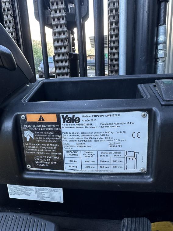CHARIOT ELEVATEUR ELECTRIQUE (Réf 546)