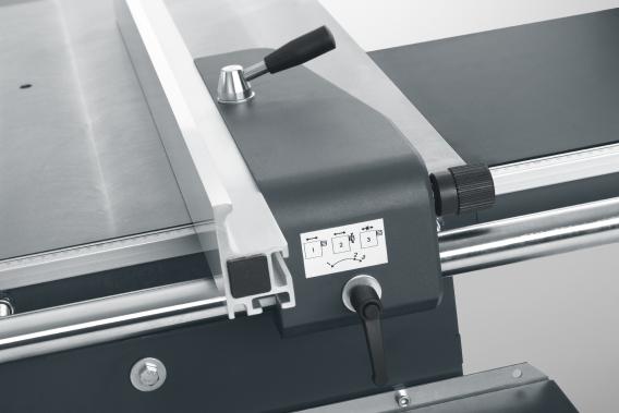 ALTENDORF - Scie à format F25