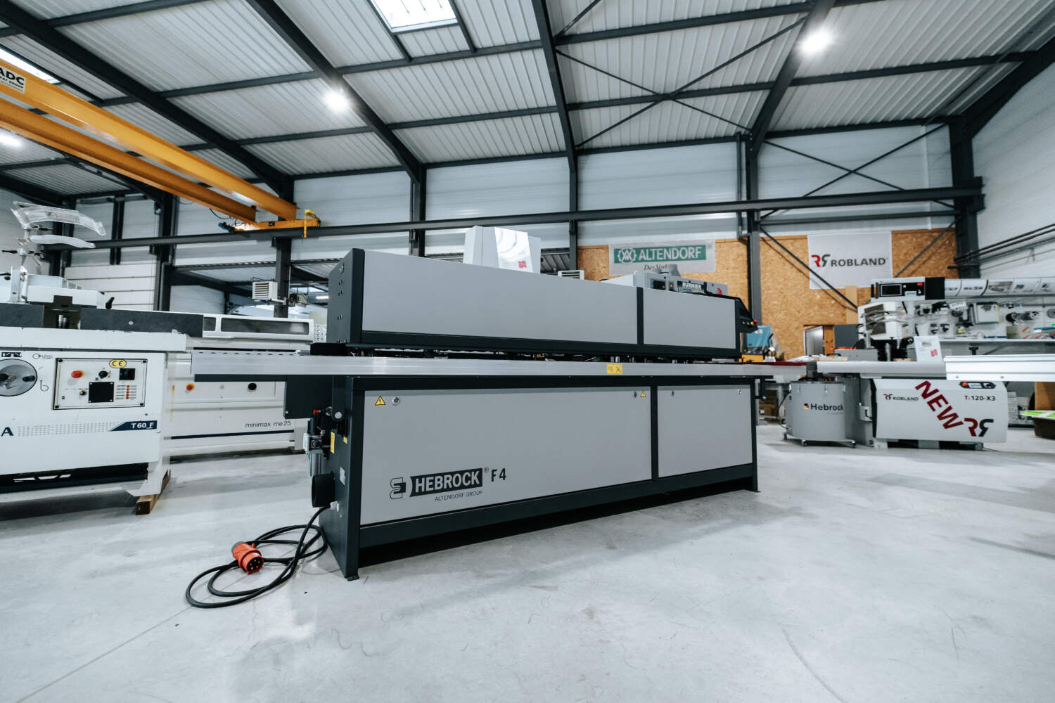 Plaqueuse de chant - F4 de marque Alterndorf